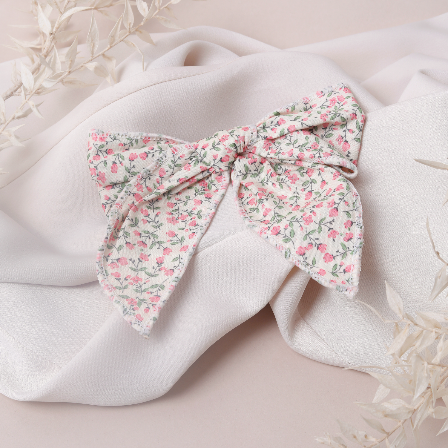 Belle Floral Hair Clips